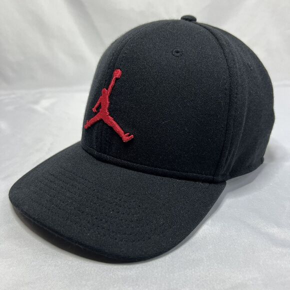 Nike Other - Nike Jordan Black Snapback Baseball Hat Youth Boys Red Jumpman Logo Cap
